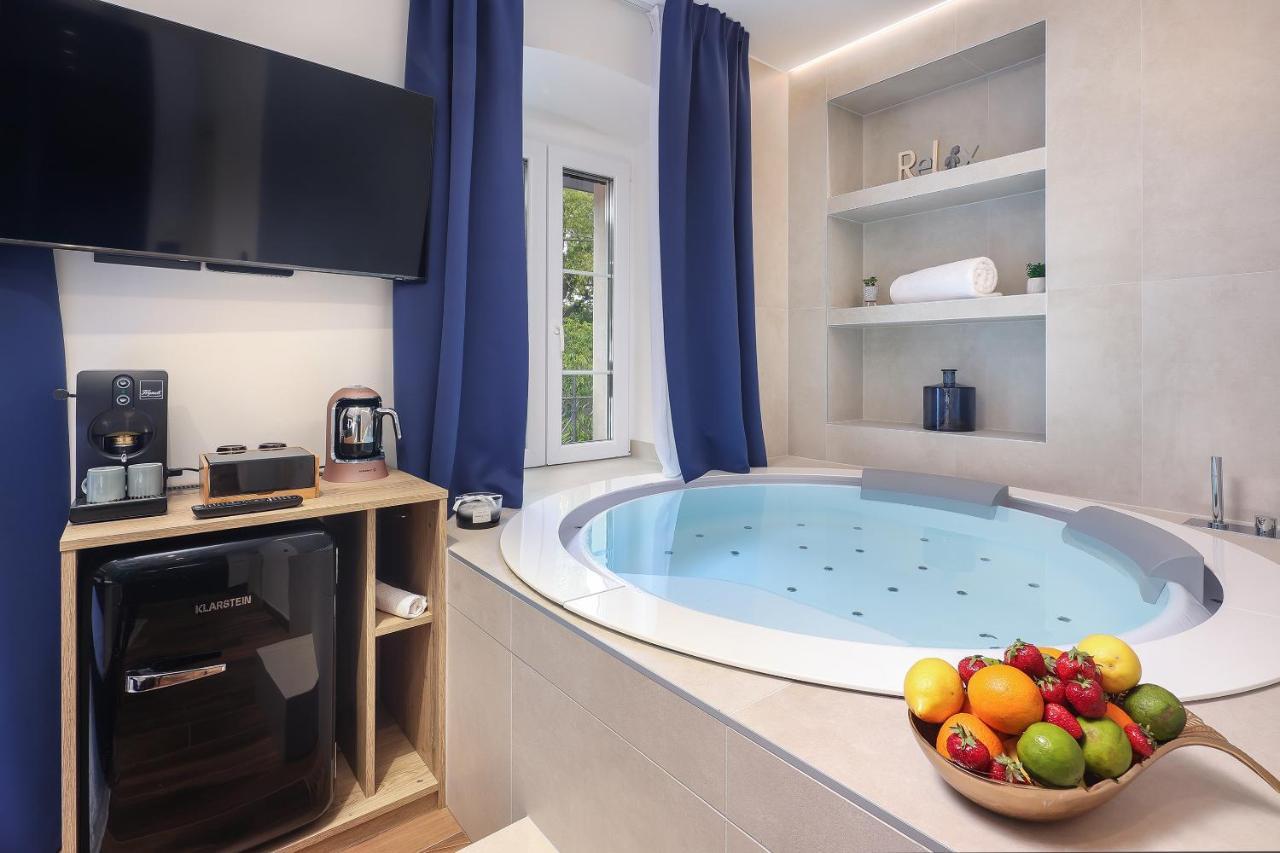 Ribica Luxury Rooms Rijeka Bagian luar foto